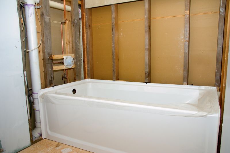 Top Bathtub Installation Companies in Eastlake, OH