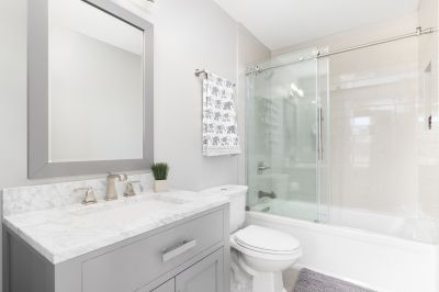 Top Bathtub Installation Companies in Twinsburg, OH